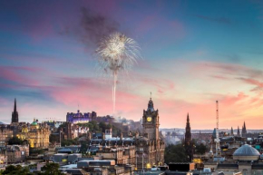 Pass the Keys Chic 2Bed Flat with Stunning Views and Free Parking